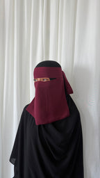 Cherry niqab