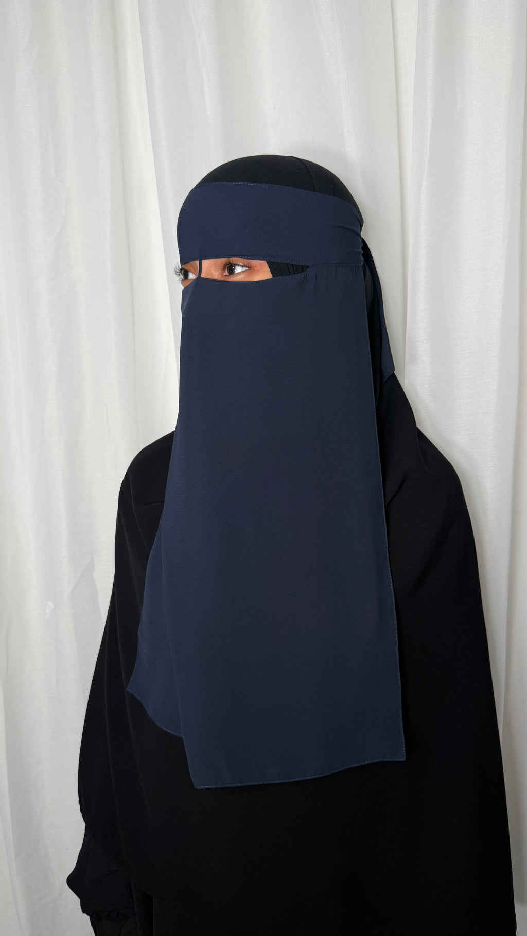 Navy niqab