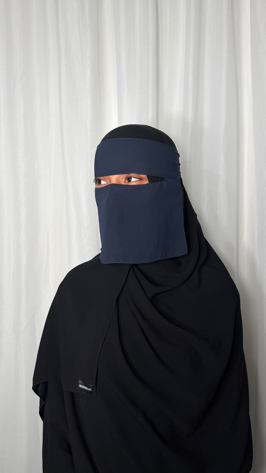 Navy niqab