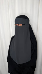 Graphite niqab