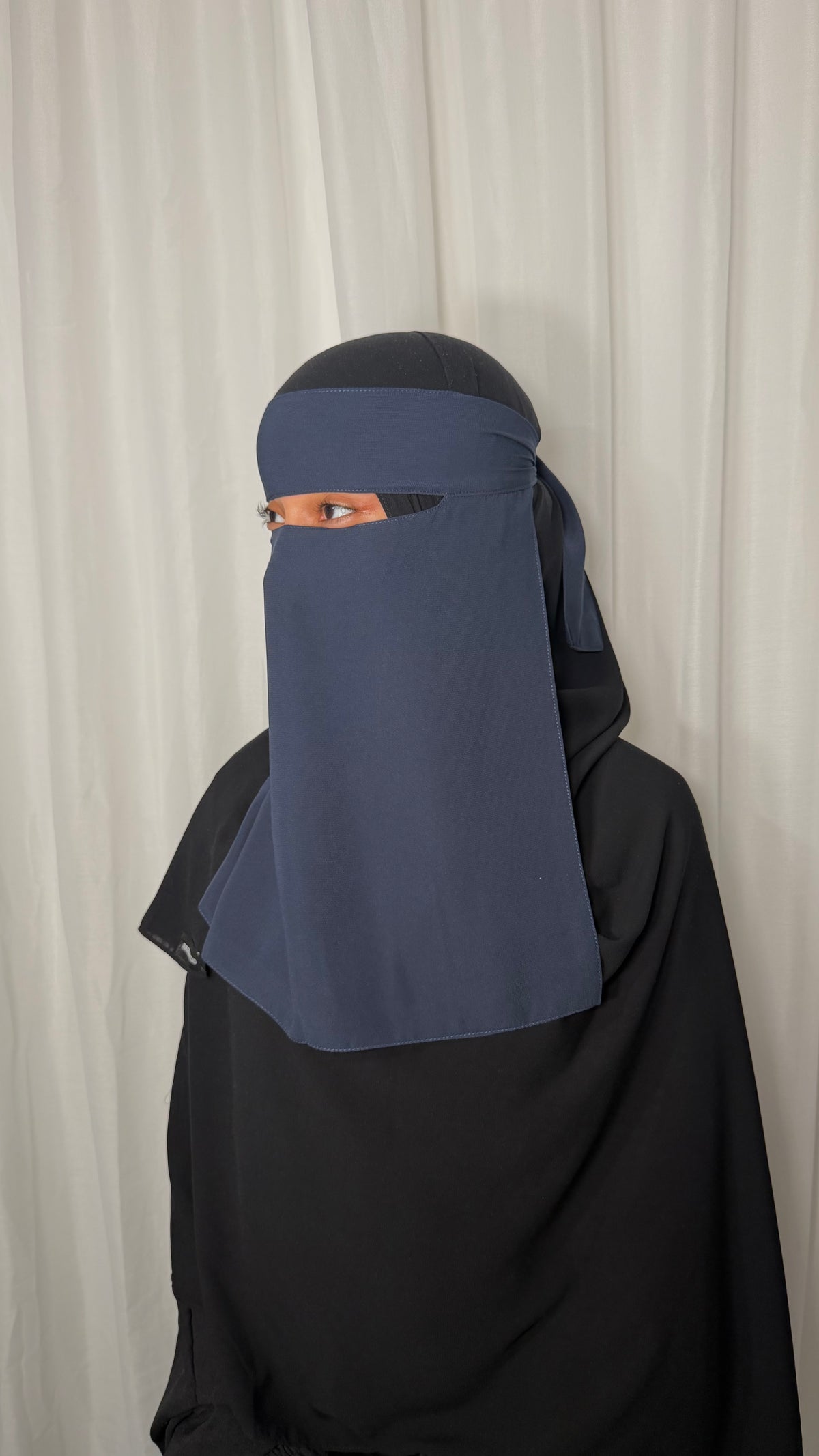 Navy niqab