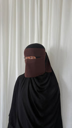 Walnut niqab