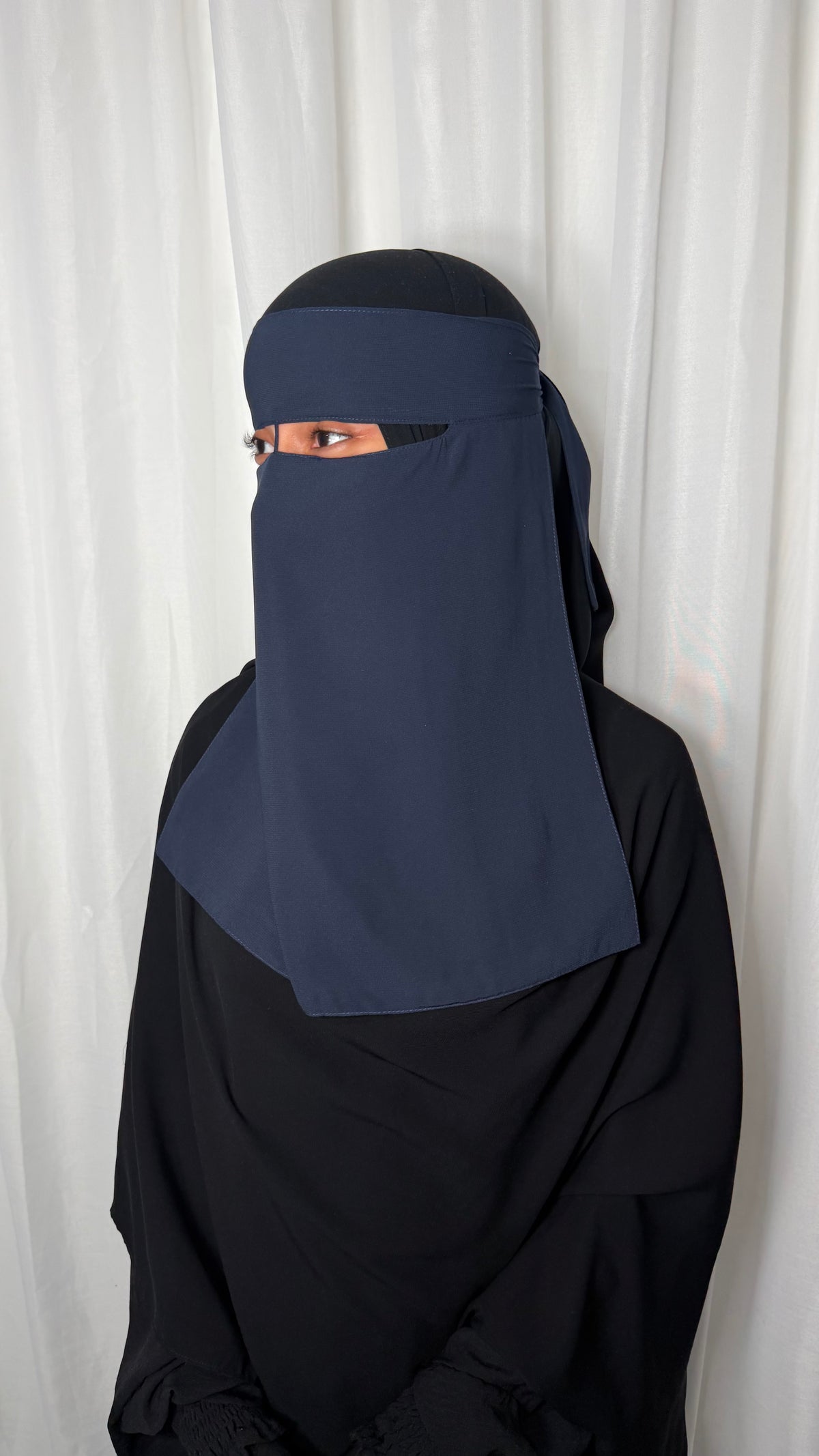 Navy niqab