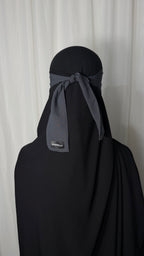 Graphite niqab
